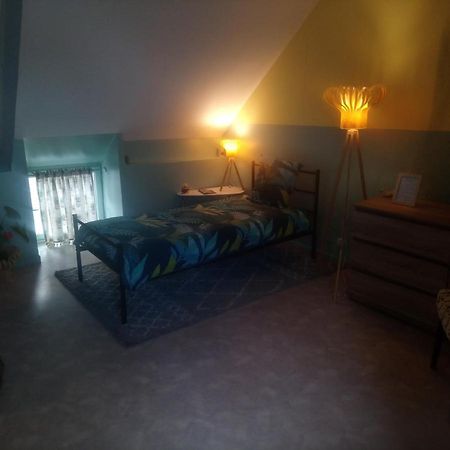 Bienvenue Guest House Saint-Pierre-de-Plesguen Luaran gambar