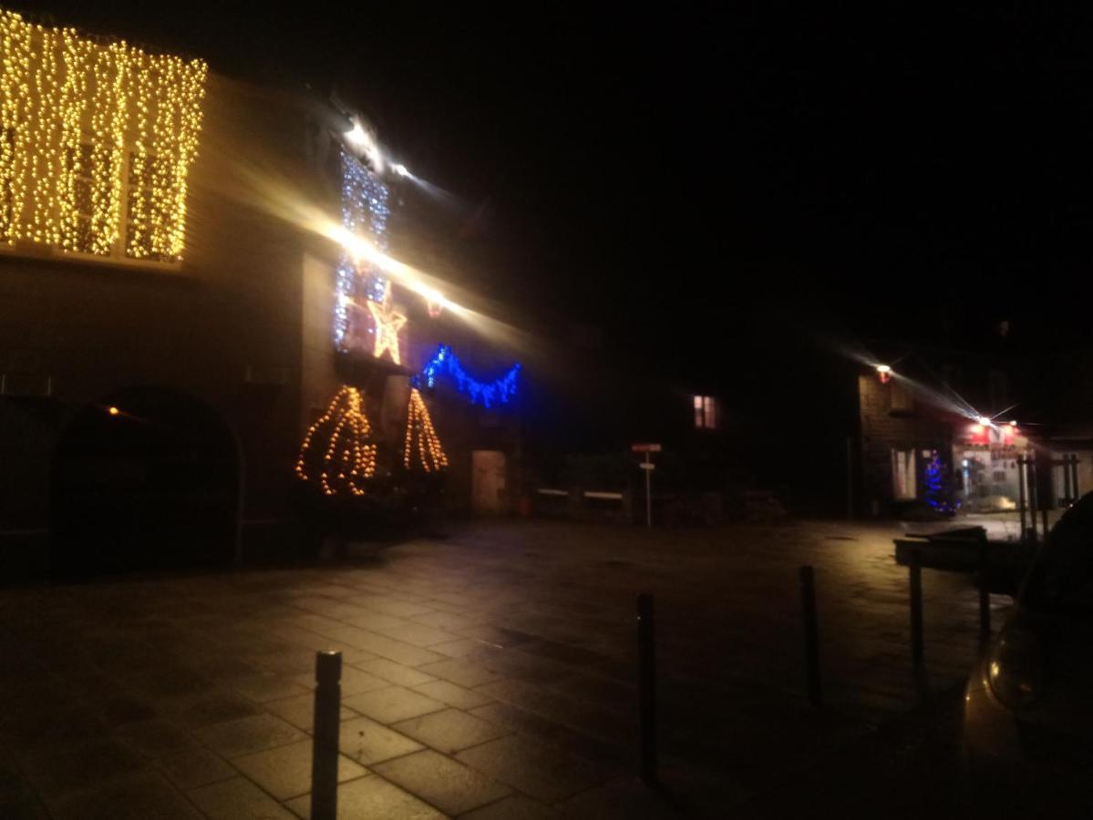 Bienvenue Guest House Saint-Pierre-de-Plesguen Luaran gambar
