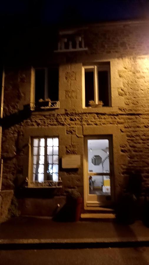 Bienvenue Guest House Saint-Pierre-de-Plesguen Luaran gambar